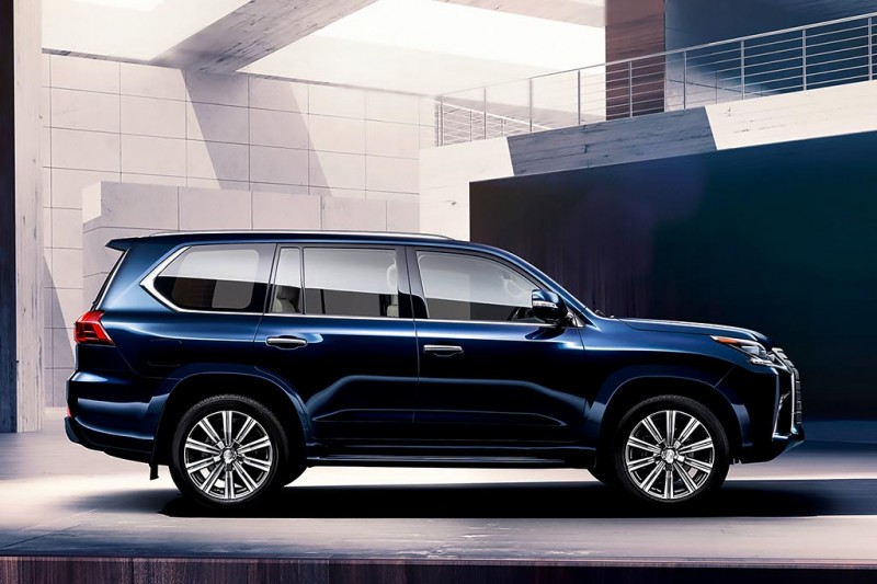 Обзор Lexus LX 2021: все минусы по отзывам владельцев, фото и цены внедорожника