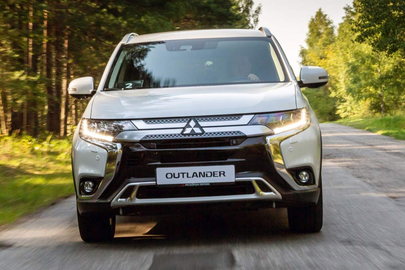 Обзор Mitsubishi Outlander 2021: комплектации и цены, фото в новом кузове