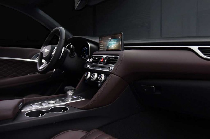 Корейцы обновили Genesis G70: седан получил дизайн в стиле старших моделей