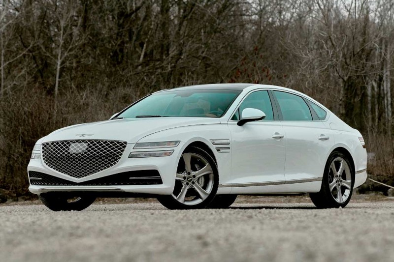 Genesis G80 2021: модный и современный премиальный седан