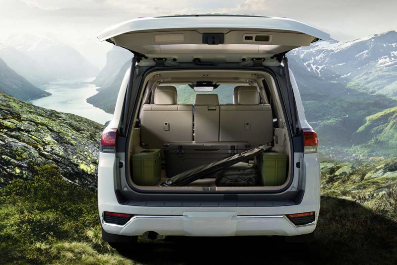 Toyota Land Cruiser 300: японцы презентовали новый Крузак