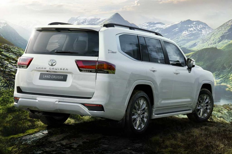 Toyota Land Cruiser 300: японцы презентовали новый Крузак