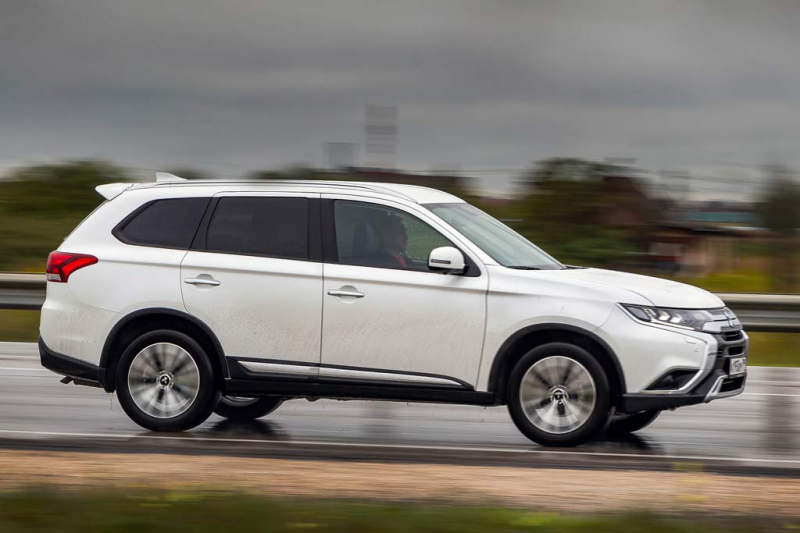 Обзор Mitsubishi Outlander 2021: комплектации и цены, фото в новом кузове