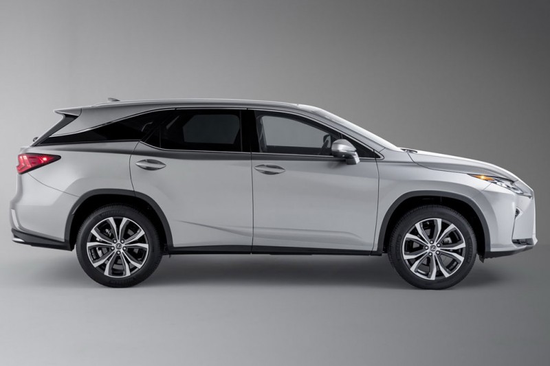 Кроссовер Lexus RX получил 7-местную версию L