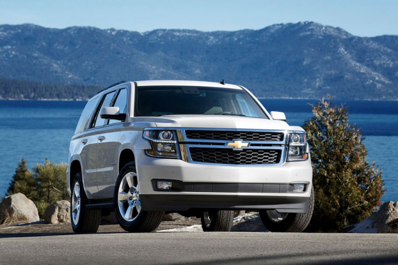 Внедорожник Chevrolet Tahoe 4 поколения: заокеанский богатырь