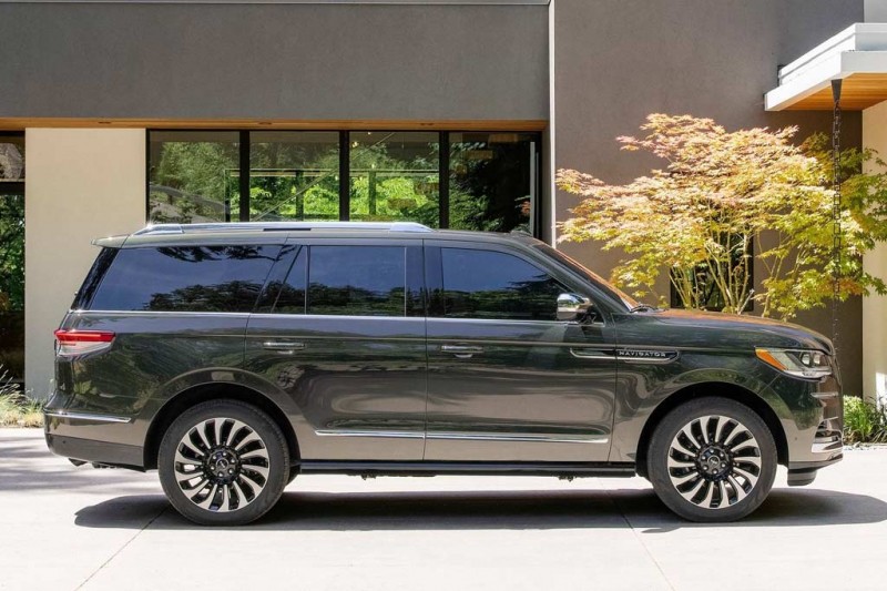 Обновленный Lincoln Navigator 2022 получил точечные изменения