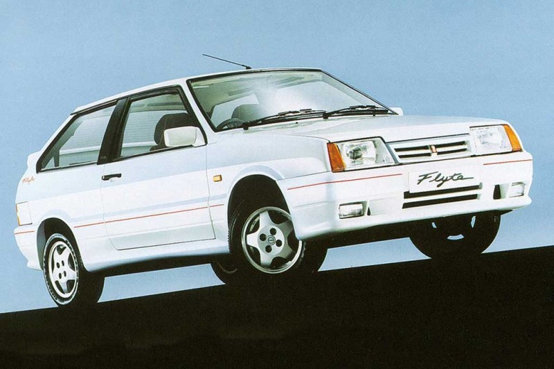Примеры Lada Samara, которые продавали за границей: любопытные экземпляры