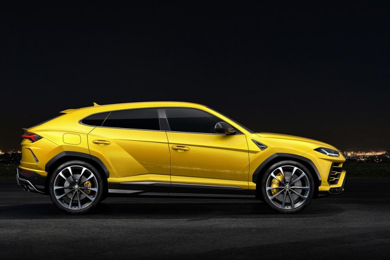 Lamborghini Urus: мощный кроссовер из Италии