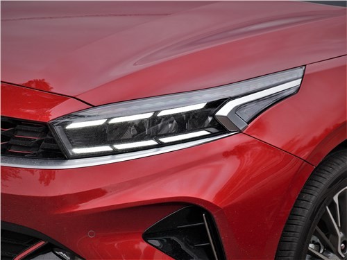 Обновленный Kia Cerato - на глубокий рестайлинг не тянет
