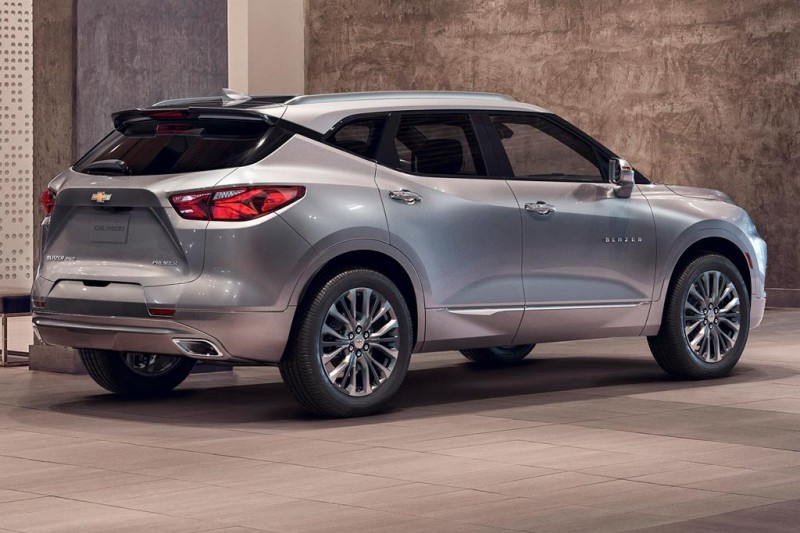 GM представил возрожденную модель Chevrolet Blazer 2019