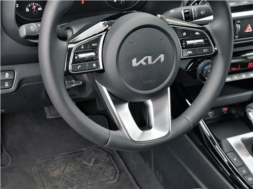 Обновленный Kia Cerato - на глубокий рестайлинг не тянет