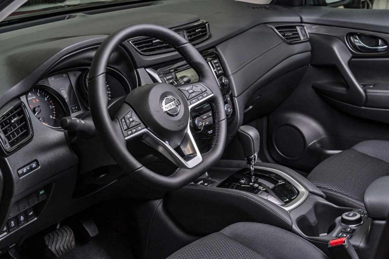 Nissan Qashqai и X-Trail в России получили особую версию N-Design
