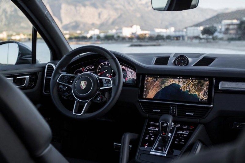 Porsche Cayenne 2021: третье поколение модели