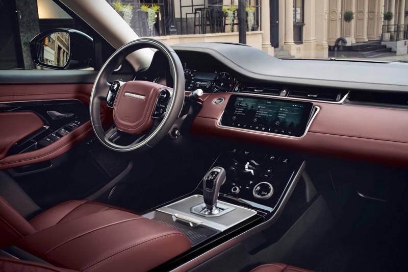 Range Rover Evoque 2021: модель второго поколения