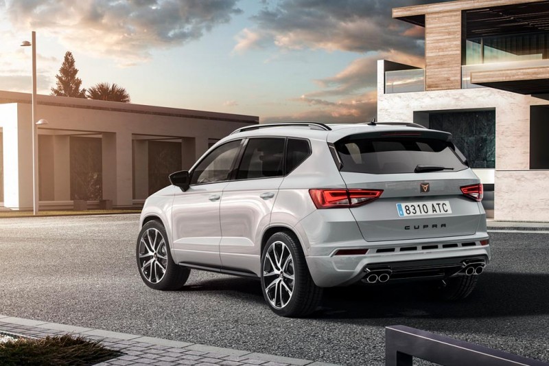 В Женеве дебютировал подогретый Cupra Ateca