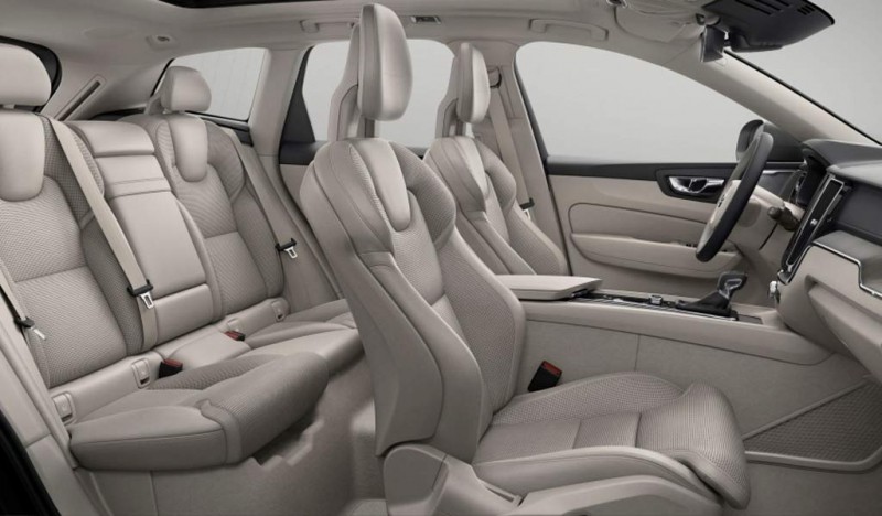 Volvo XC60 2021: комплектации и цены, фото новой модели, отзывы владельцев