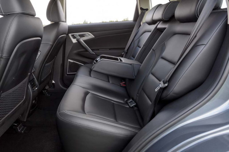 Geely Atlas 2021: комплектации и цены, фото в новом кузове, отзывы владельцев
