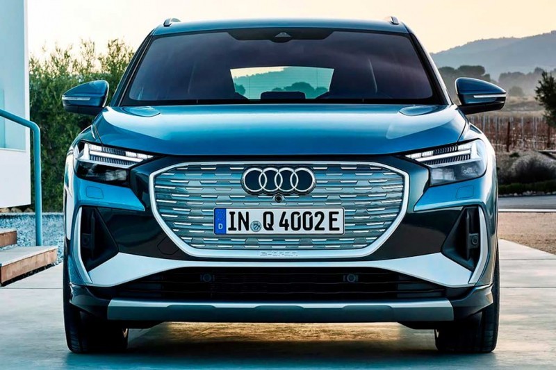 Электрический Audi Q4 e-tron дебютировал вместе с версией Sportback