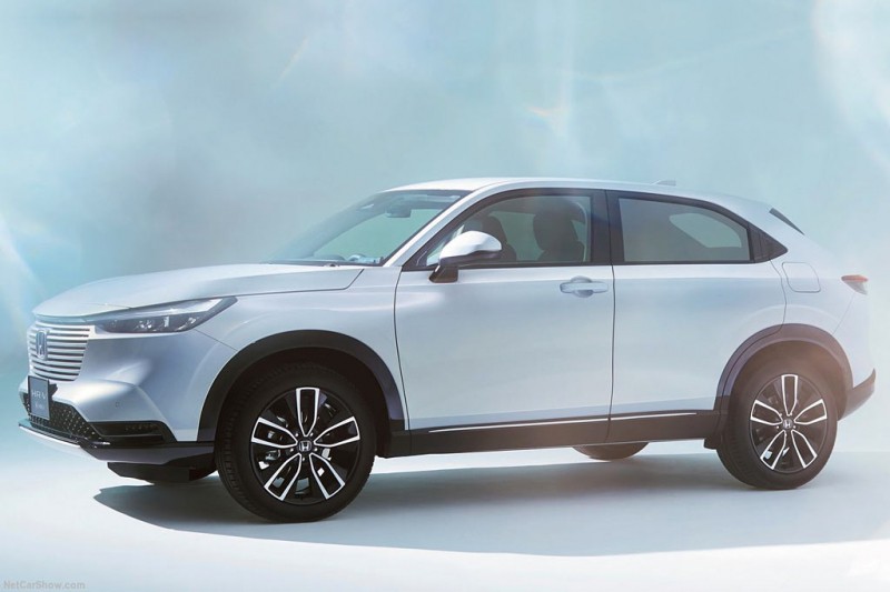 Паркетник Honda Vezel сменил поколение и получил гибридное исполнение e:HEV