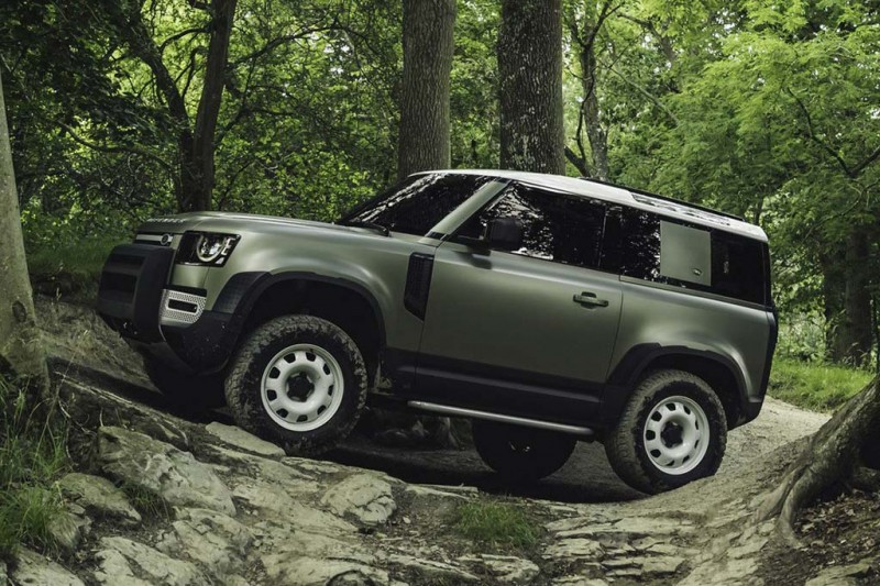 Британцы представили новый Land Rover Defender 2021