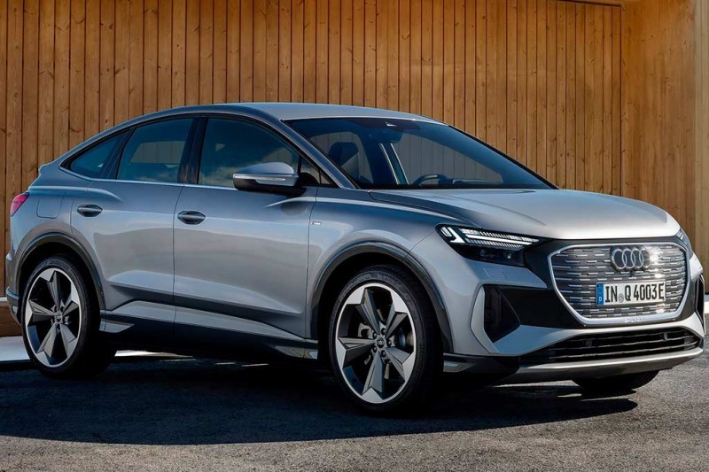 Электрический Audi Q4 e-tron дебютировал вместе с версией Sportback