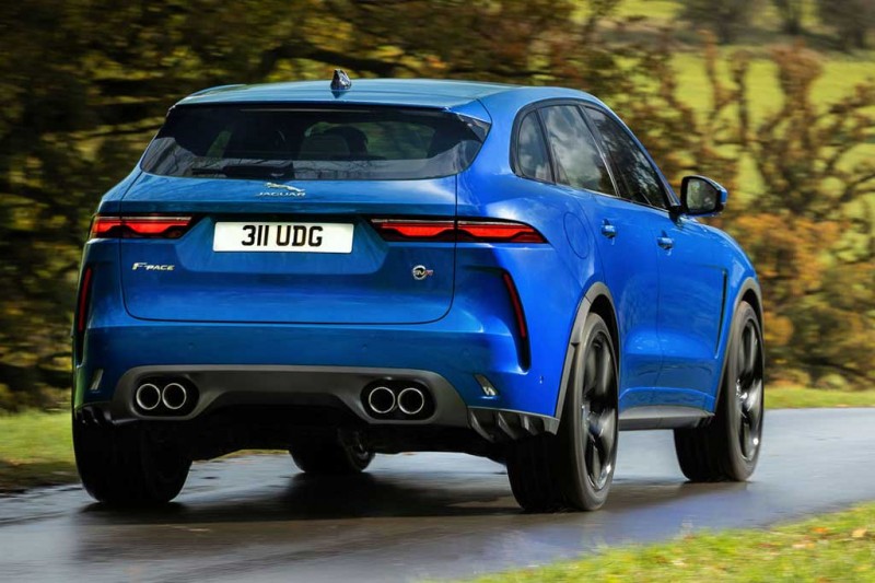 Британцы презентовали Jaguar F-Pace SVR 2021: кроссовер поехал быстрее