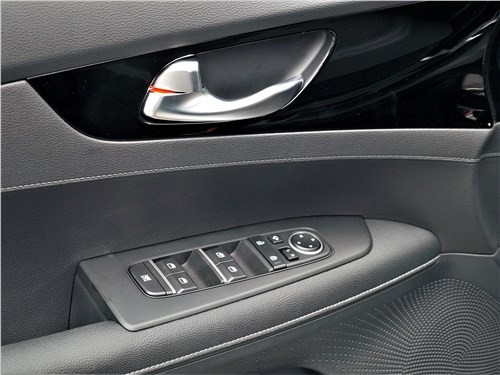 Обновленный Kia Cerato - на глубокий рестайлинг не тянет