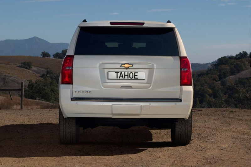 Внедорожник Chevrolet Tahoe 4 поколения: заокеанский богатырь