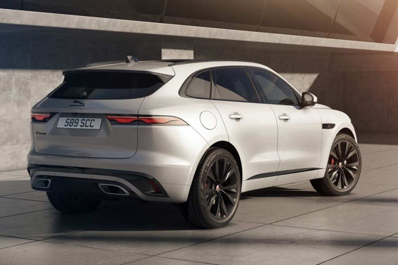 Новый Jaguar F-Pace 2021 получил шикарный салон: что еще интересного?