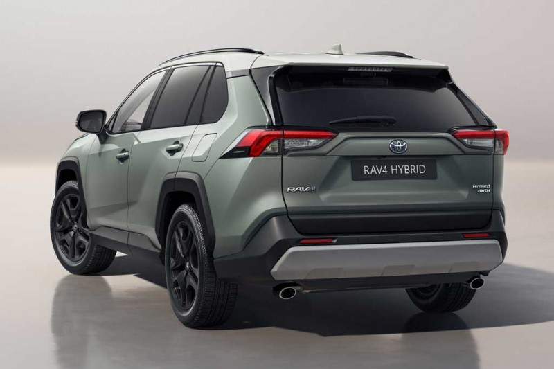 Toyota RAV4 Adventure: &laquo;внедорожный&raquo; вариант модели для европейского рынка