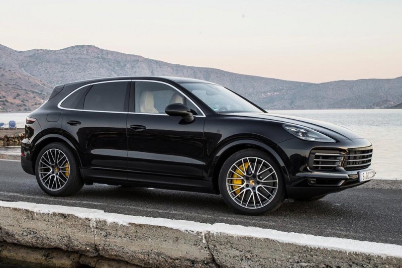 Porsche Cayenne 2021: третье поколение модели