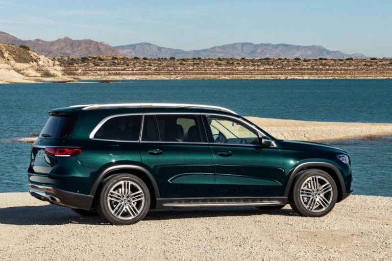 Новый Mercedes GLS 2021: внедорожный S-класс