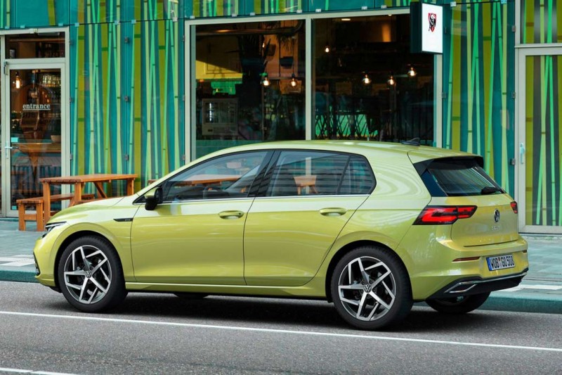 Volkswagen Golf 2021: модель восьмого поколения