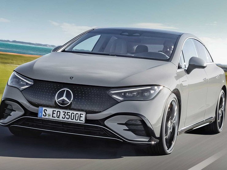 Mercedes-Benz показал конкурента Porsche Taycan