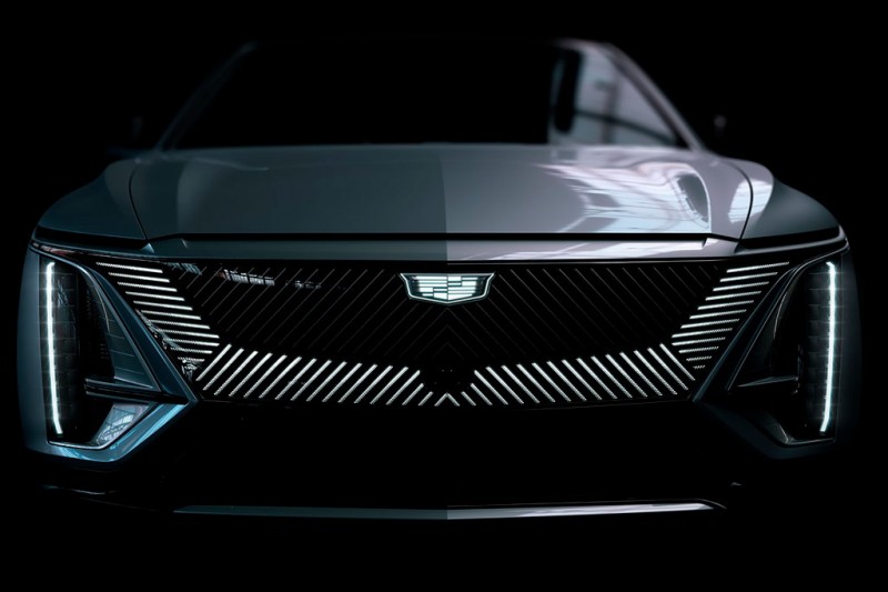 Кроссовер Cadillac Lyriq стал первым электрокаром американской марки 3 Кроссовер Cadillac Lyriq стал первым электрокаром американской марки