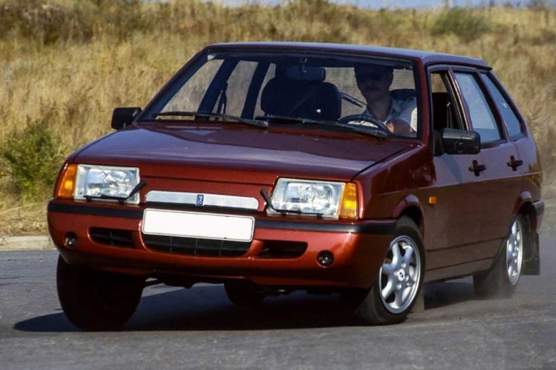 Примеры Lada Samara, которые продавали за границей: любопытные экземпляры