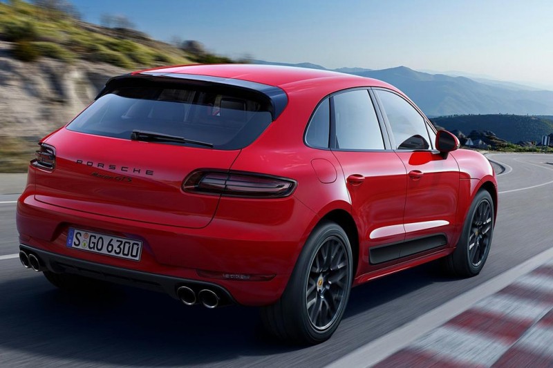 360-сильный кроссовер Porsche Macan GTS
