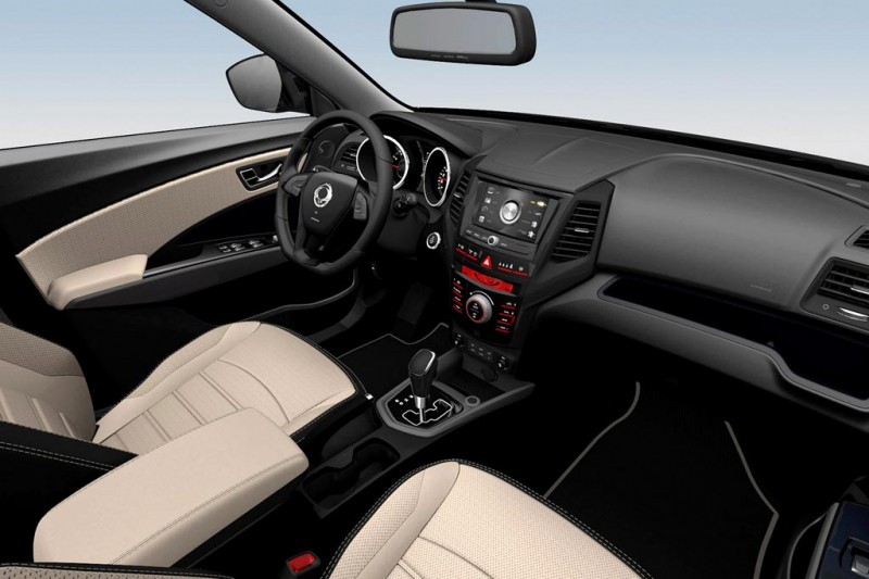 Удлиненный кроссовер SsangYong Tivoli XLV