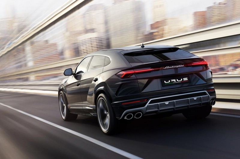Lamborghini Urus: мощный кроссовер из Италии