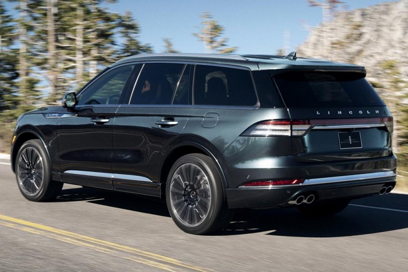 Новый Lincoln Aviator 2019: премиум по-американски