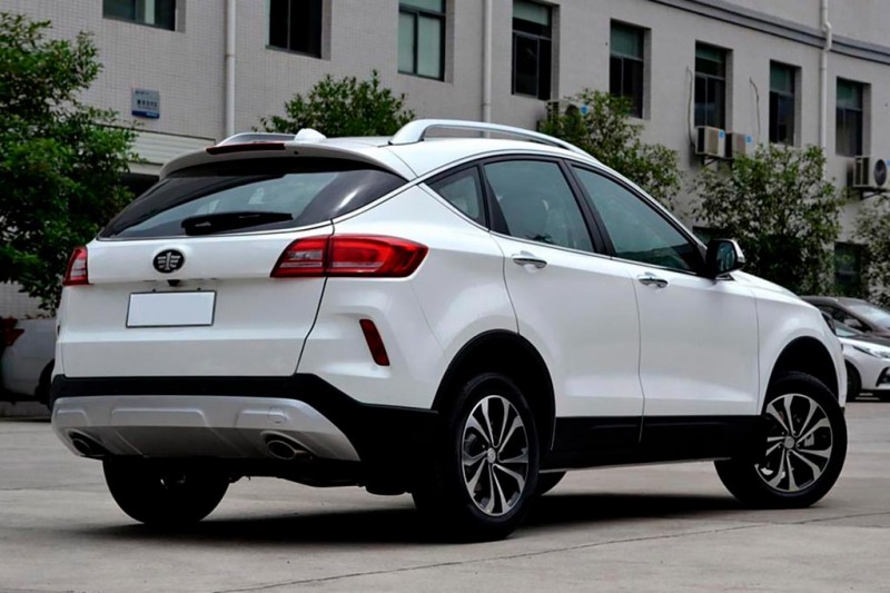 FAW Besturn X80: рестайлинговый вариант кроссовера