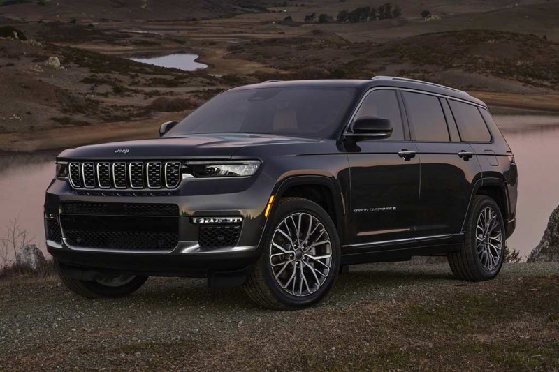 Новое поколение Jeep Grand Cherokee WL: пока в удлиненной версии L
