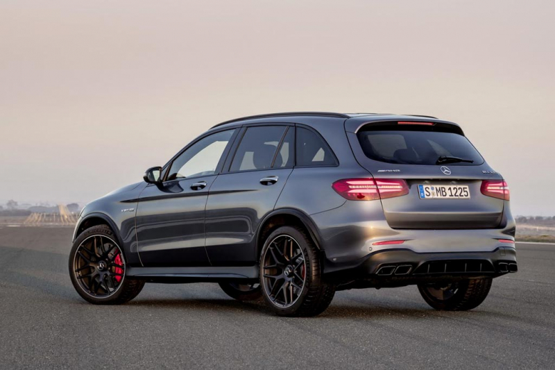 Представлены Mercedes-AMG GLC 63 и GLC 63 Coupe