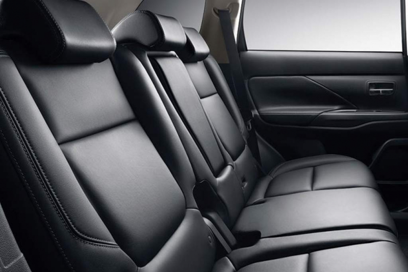 Обзор Mitsubishi Outlander 2021: комплектации и цены, фото в новом кузове