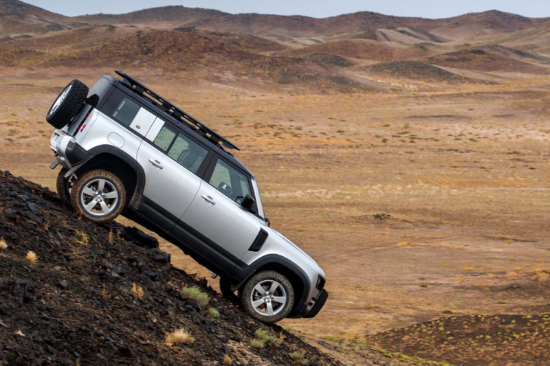 Британцы представили новый Land Rover Defender 2021