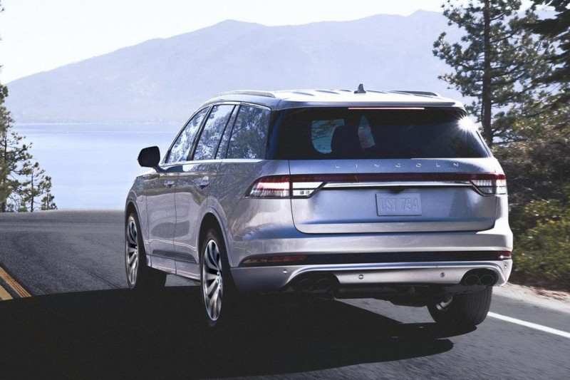 Новый Lincoln Aviator 2019: премиум по-американски