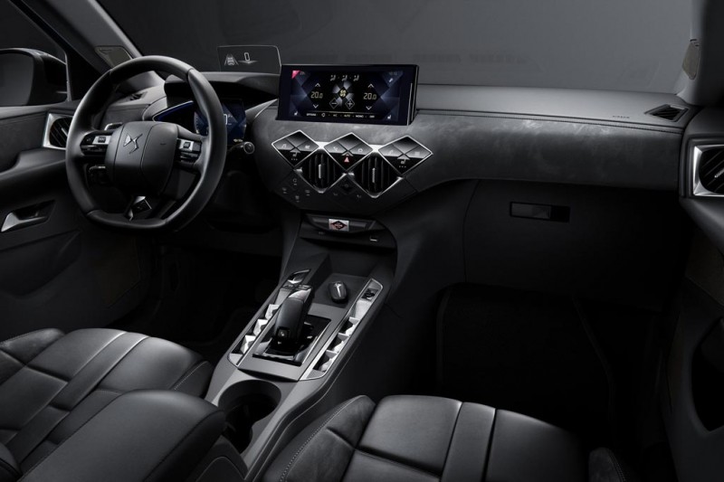 DS 3 Crossback: премиальный кроссовер из Франции