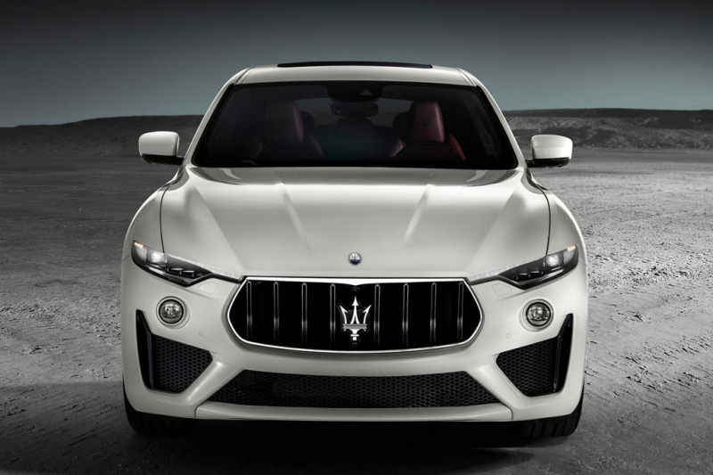 Maserati Levante GTS: модификация кроссовера с движком на 530 л.с.