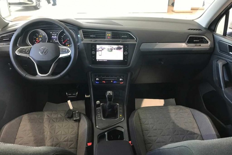 Volkswagen Tiguan 2021 года: считаем изменения обновленного кроссовера
