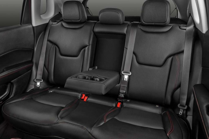 Jeep Compass 2021: компактный вседорожик